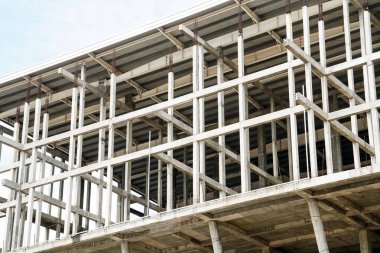 eksik inşaat site mimari yapısı oluşturma