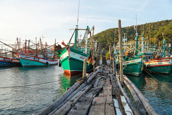 Fishing Boats Port Bridge Thailand — Stock Photo, Image