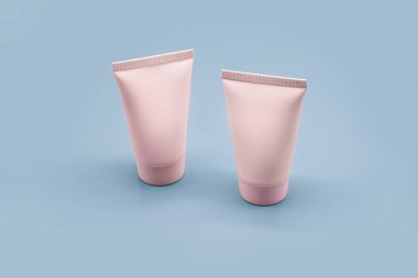 sıvı krem losyon Kozmetik Konteyner ambalaj mockup şablonu