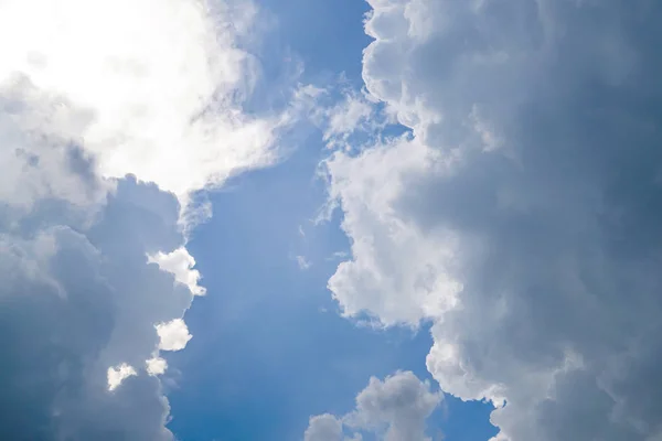 Céu Azul Nuvens Nascer Sol — Fotografia de Stock