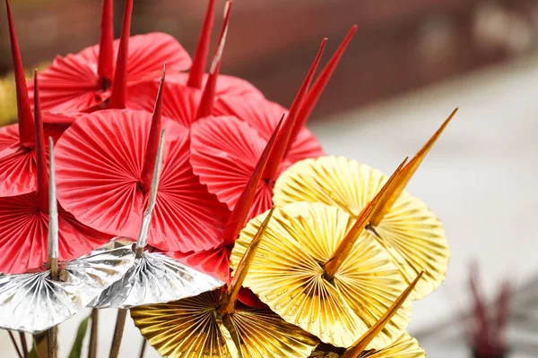 Shwedagon Pagode Oferecendo Papel Origami Prata Ouro Vermelho — Fotografia de Stock