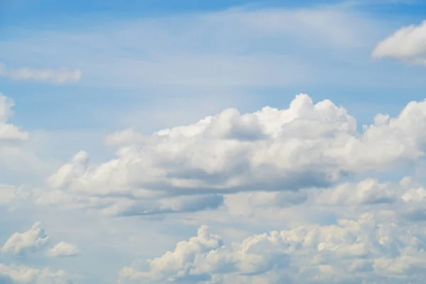 Céu Azul Nublado Nascer Sol — Fotografia de Stock