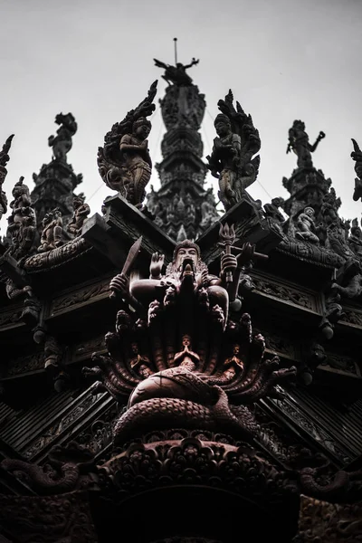 Divinità Scultura Legno Statua Architettura Esterna Santuario Della Verità Thailandia Fotografia Stock