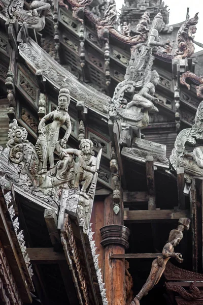 Divinità Scultura Legno Statua Architettura Esterna Santuario Della Verità Thailandia Fotografia Stock