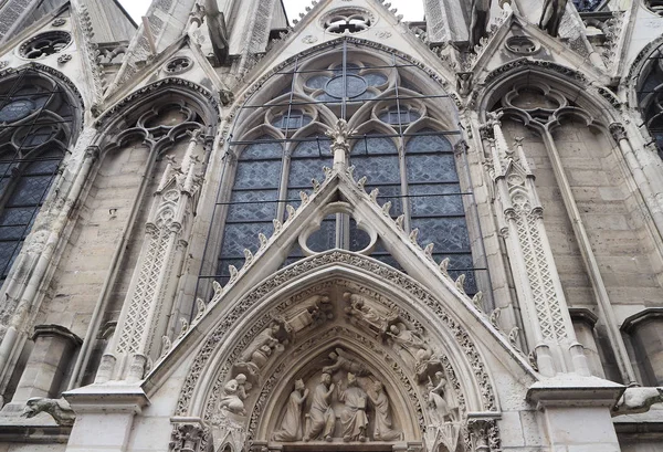 Heykeller Notre Dame Paris Katedrali Ana Girişinde Notre Dame Ünlü — Stok fotoğraf