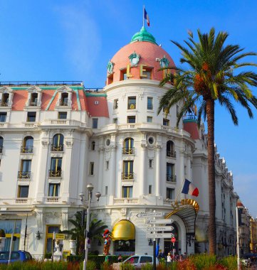 Nice, Fransa - 27 Eylül 2017: Cephe, Nice, Fransa daki lüks otel. Des anglais, Cote d'Azur mesire