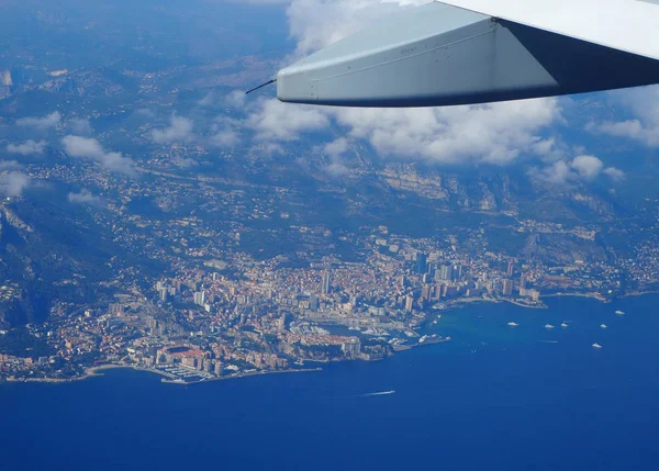 Vista Aérea Mar Mediterrâneo Partir Avião Montanhas Alpes Costa Azul — Fotografia de Stock