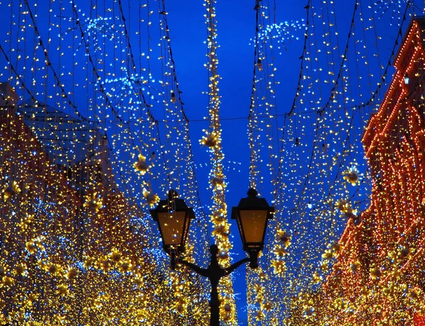 Weihnachtsbeleuchtung Dekoration Moskau Der Nikolskaja Straße Gelbe Sterne Girlanden Feiertag — Stockfoto