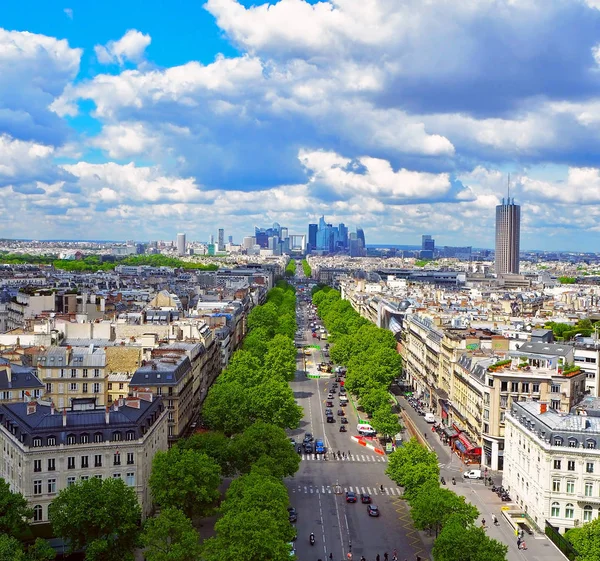 Defense Bulutlu Bir Gökyüzü Hava Görünümünü Cityscape Paris Fransa — Stok fotoğraf