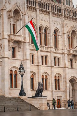 Neo-Gotik mimari ve Budapeşte Macaristan Parlamento Binası parçası