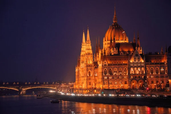 Парламент Будапеште Ночью Венгрия — стоковое фото
