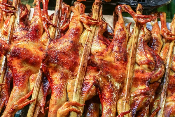 Finom Fűszeres Grillezett Csirkehús Botokkal Thai Ételekkel — Stock Fotó