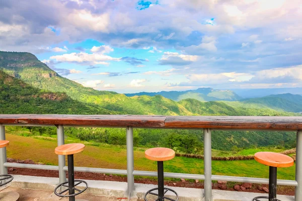 Nahaufnahme Relaxsessel Mit Wunderschönem Blick Auf Die Berge Bei Kao — Stockfoto