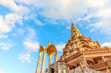 Wat Phra Bu Pha Son Kaew Tapınağı Khao Khor at