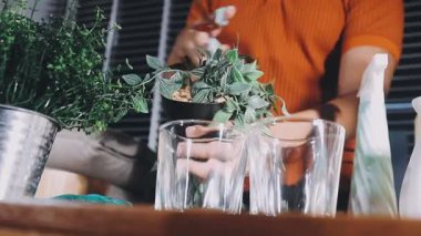 bir bardak taze meyve suyu