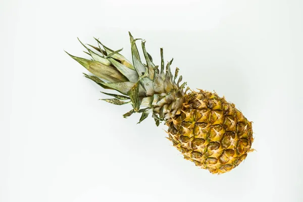 One Whole Pineapple Isolated White Background Top View Ripe Fresh — Stock Photo, Image