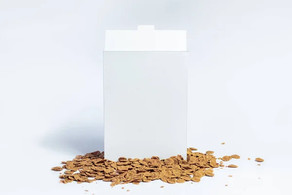 Caja de cereales genérica blanca, plano de estudio — Foto de Stock
