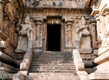 Gangaikonda Cholapuram Güney Hindistan Tapınağı Girişi, Tamilnadu