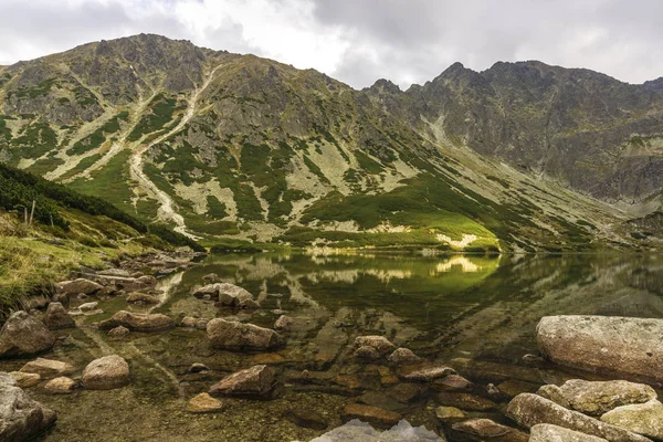 Siyah Birikintisi Gasienicowy Güzel Temiz Dağ Gölü Tatra Dağları Polonya — Stok fotoğraf