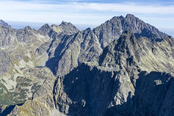 Vista da Rysy su Gerlach e altre cime dell'Alto Tat slovacco — Foto Stock