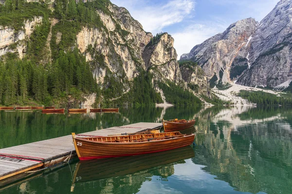 Lago di Braies, Dolomites güzel göl.