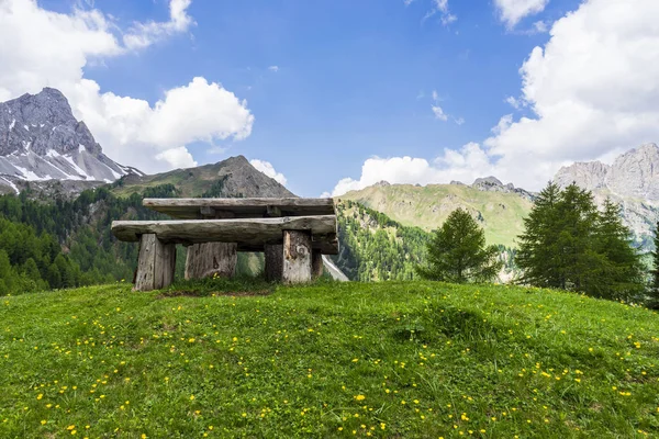 Prachtig berglandschap van de Dolomieten. Val Contrin. Ita — Stockfoto