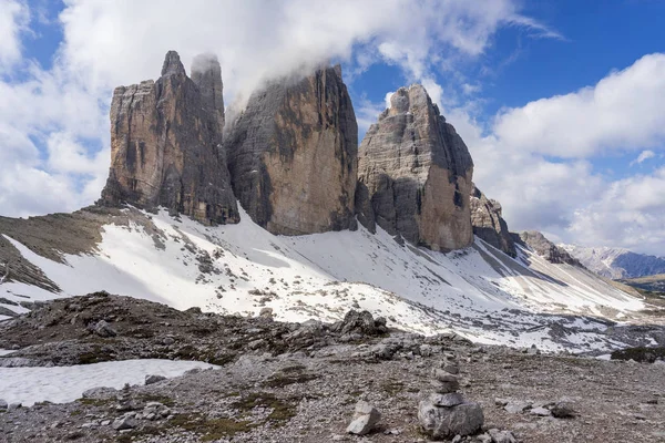 Τρε Σίμ Ντι Λαβαρκάν. Μαγευτικές κορυφές στους Δολομίτες. Ιταλία. — Φωτογραφία Αρχείου