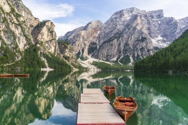 Lago di Braies, Dolomites güzel göl.