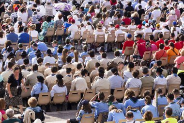 Ostia Lido - Roma, İtalya 3 Haziran 2018: Roma'nın bir ilçesi Sant Monica meydanda Ostia Lido Corpus Domini ayinde Papa Francesco Bergoglio kutluyor.