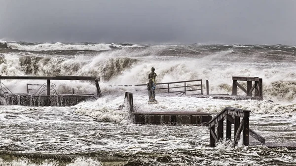 Stormy Winter Sea High Waves Wind Crashes Roman Cost — Stock Photo, Image