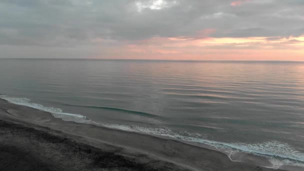 Vue Aérienne Mouvement Océan Surface Son Ressac Avec Eau Couleur — Video