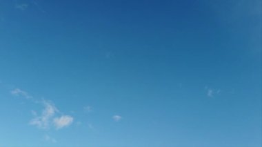 Zaman atlamalı bir güzel dinlendirici mavi kurnaz