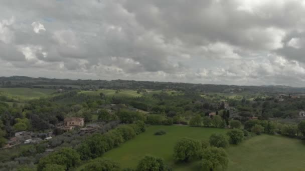 Awesome Aerial View Oak Forests Green Valley Rural Settlements Hills — Stock Video