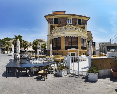 Güzel bir özgürlük tarzı saray ve Ostia Lido sokak görünümü