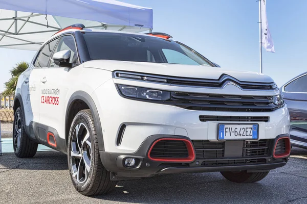 Fransa Citroe güzel beyaz Suv modeli Citroen C5 Aircross