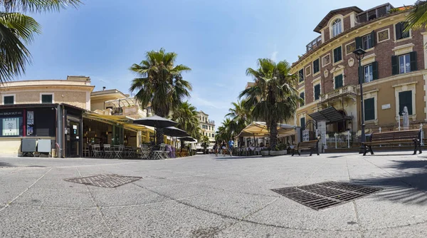 Vista panorâmica de rua imersiva da Praça Anco Marzio, com um ser — Fotografia de Stock