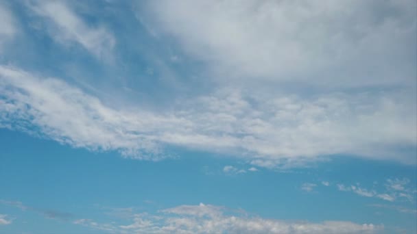 Cirrus Clouds Beautiful Blue Sky Background Good Weather Time Lapse — Stock Video