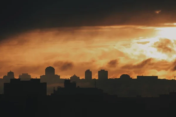 Oranye Matahari Terbenam Langit Kota Dalam Kabut Senja Stok Lukisan  