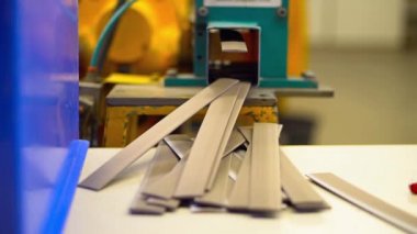 Windows dönüştürülebilir malzemeden üretilen plastik imalatı. Fabrika plastik pencere.