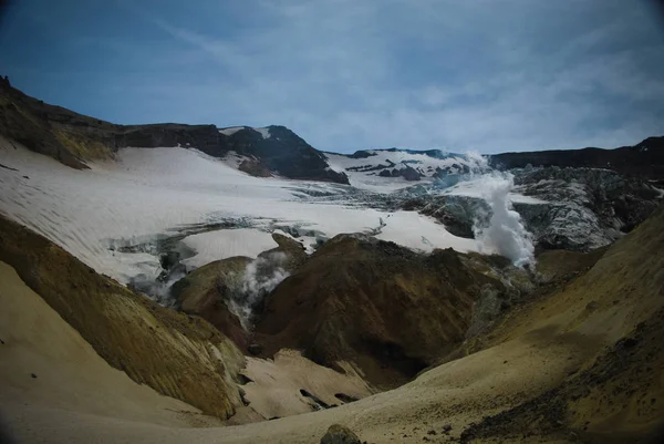 Fumarole Actieve Krater Van Moetnovski Volcano Kamtsjatka Rusland — Stockfoto