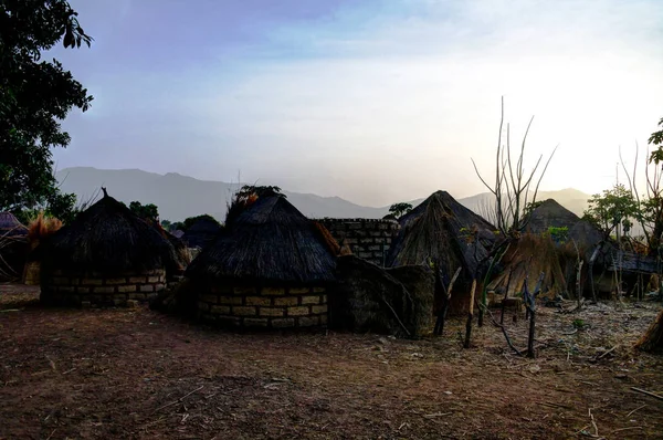 Manzara Poli, Kamerun, köy Dowayo kabilesinin