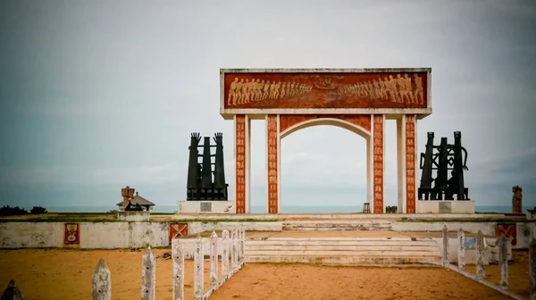 Αρχιτεκτονική Αψίδα Πόρτα Δεν Υπάρχει Επιστροφή Στο Ouidah Μπενίν — Φωτογραφία Αρχείου