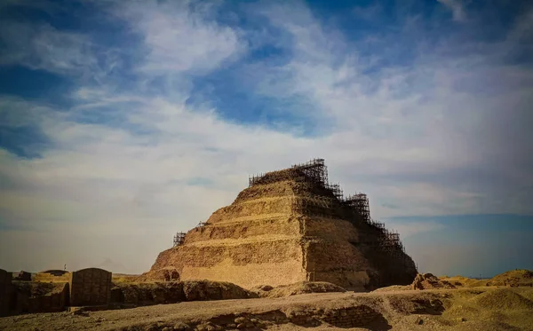 Vista Exterior Para Pisar Pirâmide Zoser Saqqara Egito — Fotografia de Stock