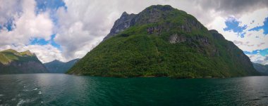Geiranger fiyort, Trollstigen, Norveç Hava panorama görünümüne
