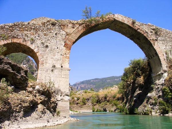 Panorama Vista Para Velha Ponte Ruínas Sobre Rio Dalaman Turquia — Fotografia de Stock