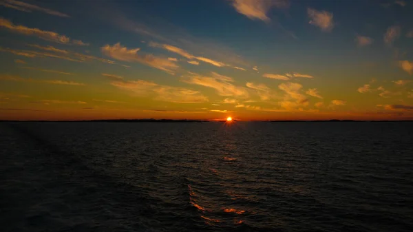 Закат Восход Солнца Над Морем Архипелагом Лофтео Парома Икенес Бодо — стоковое фото
