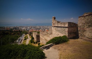 Antik duvar ve Trigoniu Kulesi Selanik'te Yunanistan için görüntüleyin