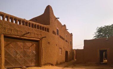 Agadez, Nijer eski şehrin sokaklarında