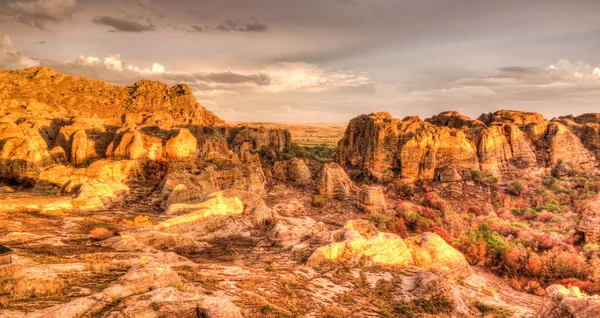Absztrakt Rock Formációban Isalo Nemzeti Parkban Naplemente Madagaszkár — Stock Fotó
