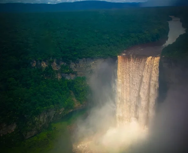 Wodospad Kaieteur Jeden Najwyższych Zakochuje Się Świecie Rzece Potaro Gujany — Zdjęcie stockowe
